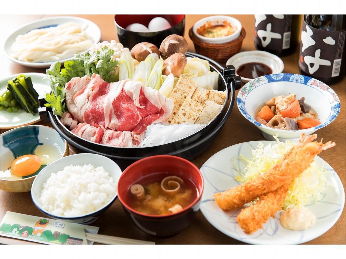Lodge Uenohara Yamanoie Минаками Экстерьер фото
